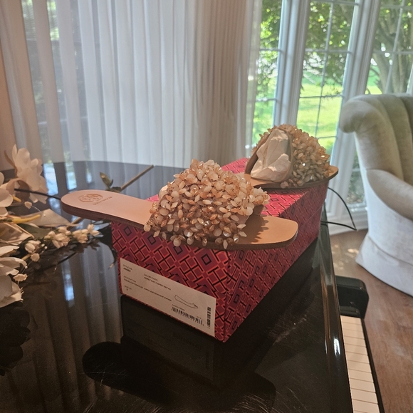 Tory Burch Logan Slides...Oldies but Goodies! - Picture 2 of 5